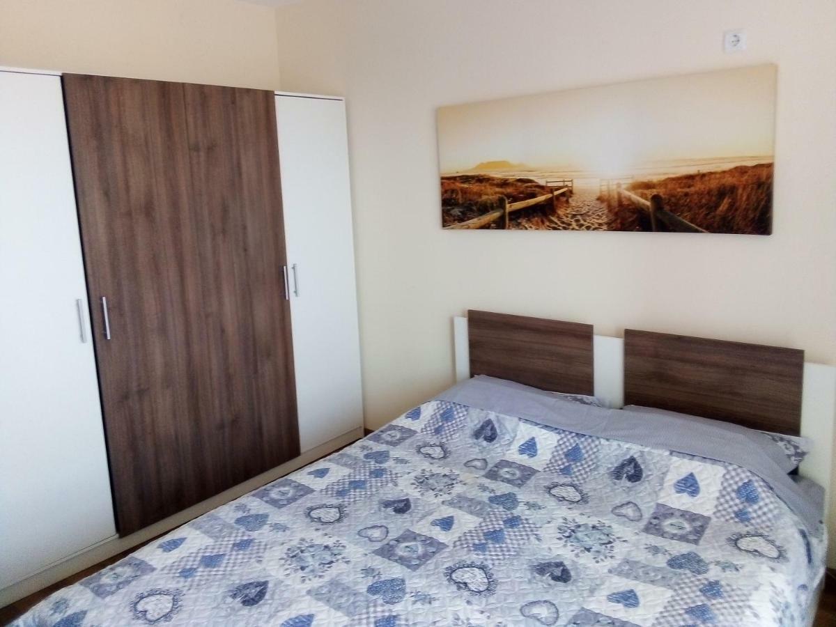 Emona Apartment Burgas Stad Buitenkant foto